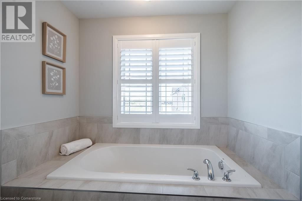 51 LAGUNA VILLAGE CRESCENT Image 20