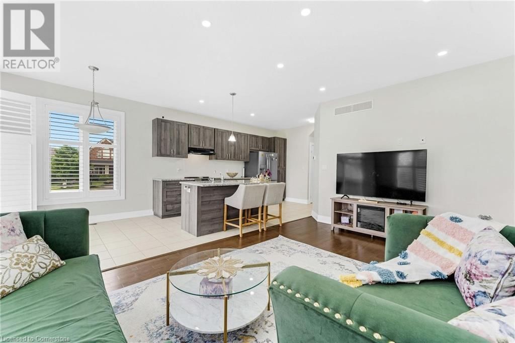 52 MONARCH WOODS DRIVE Image 11