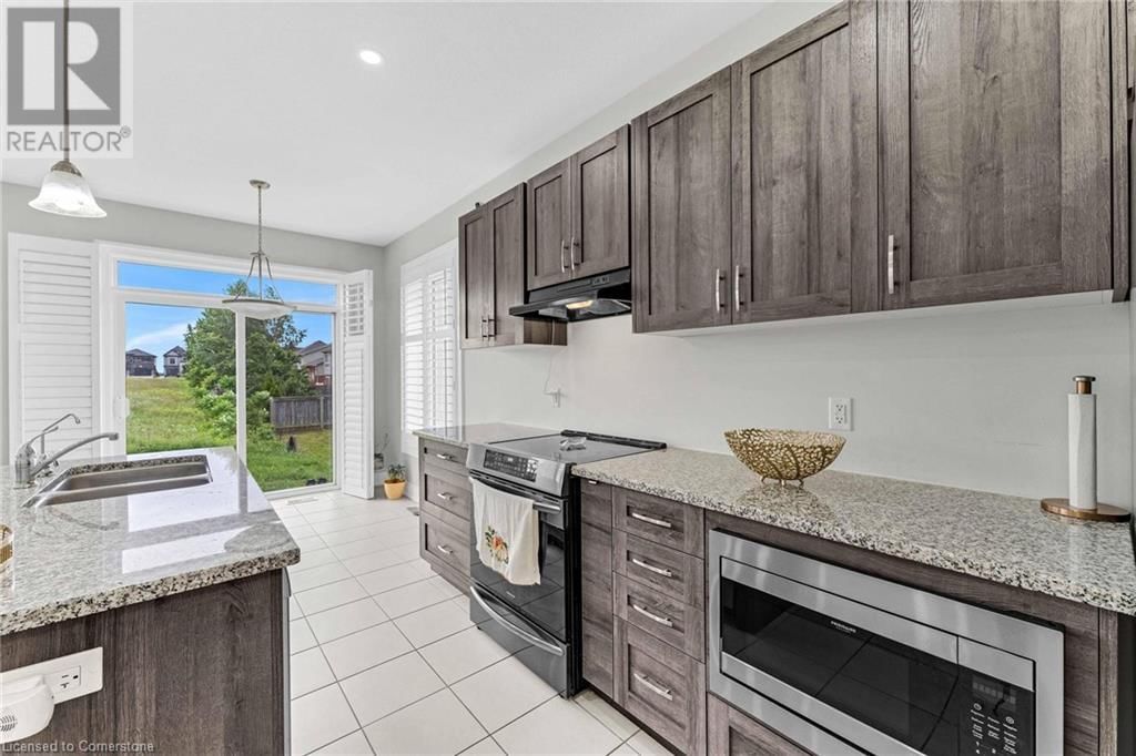 52 MONARCH WOODS DRIVE Image 16