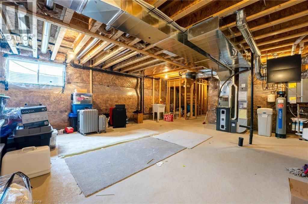 52 MONARCH WOODS DRIVE Image 27