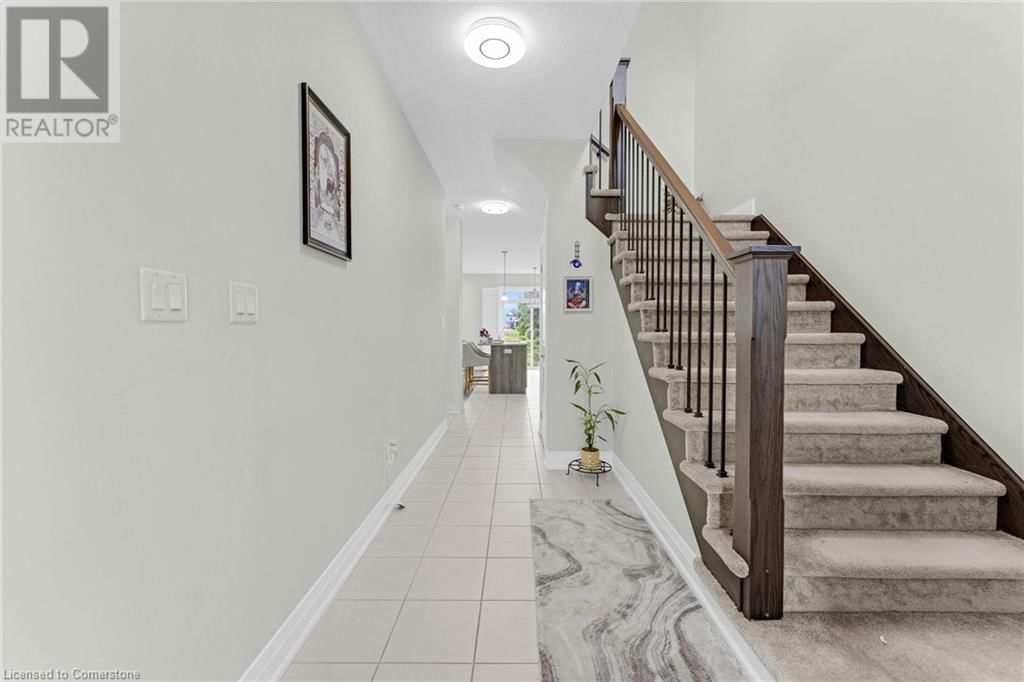52 MONARCH WOODS DRIVE Image 6
