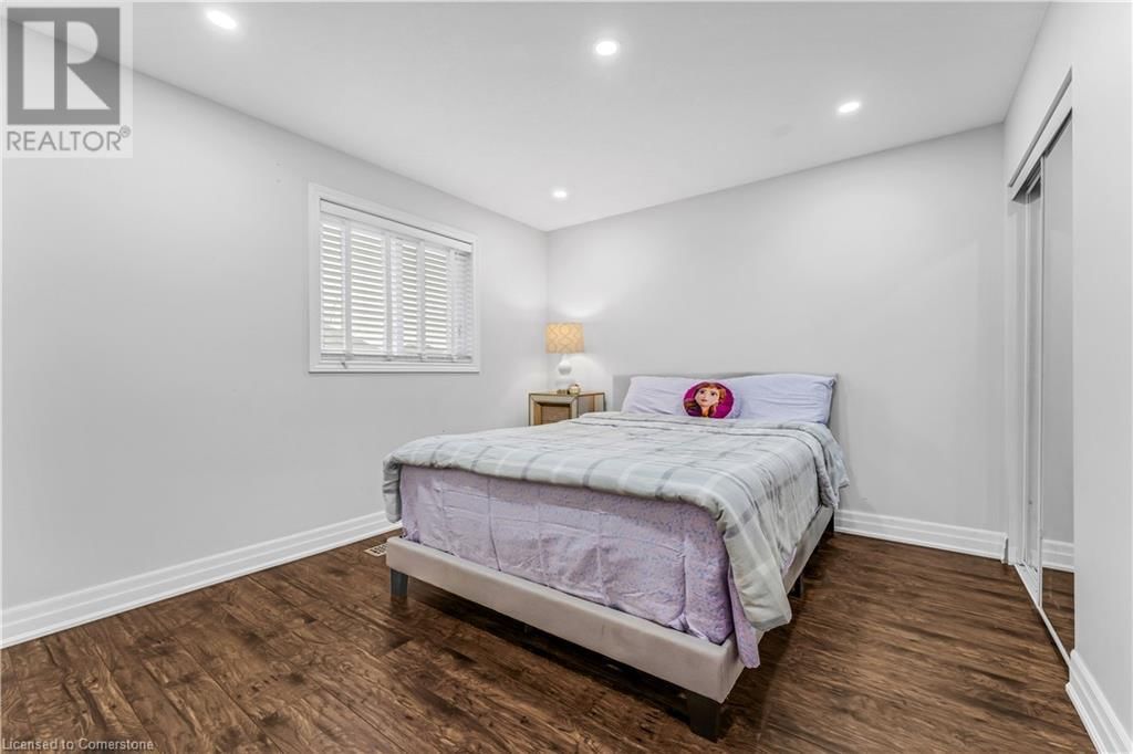 369 THOMAS SLEE DRIVE Image 13