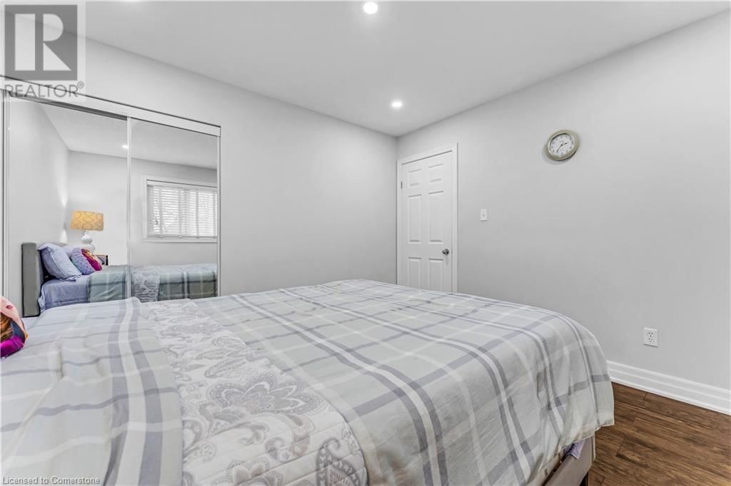 369 THOMAS SLEE DRIVE Image 14