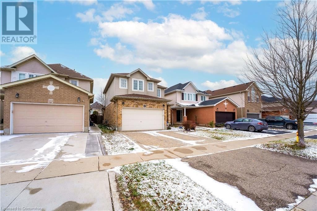 369 THOMAS SLEE DRIVE Image 2
