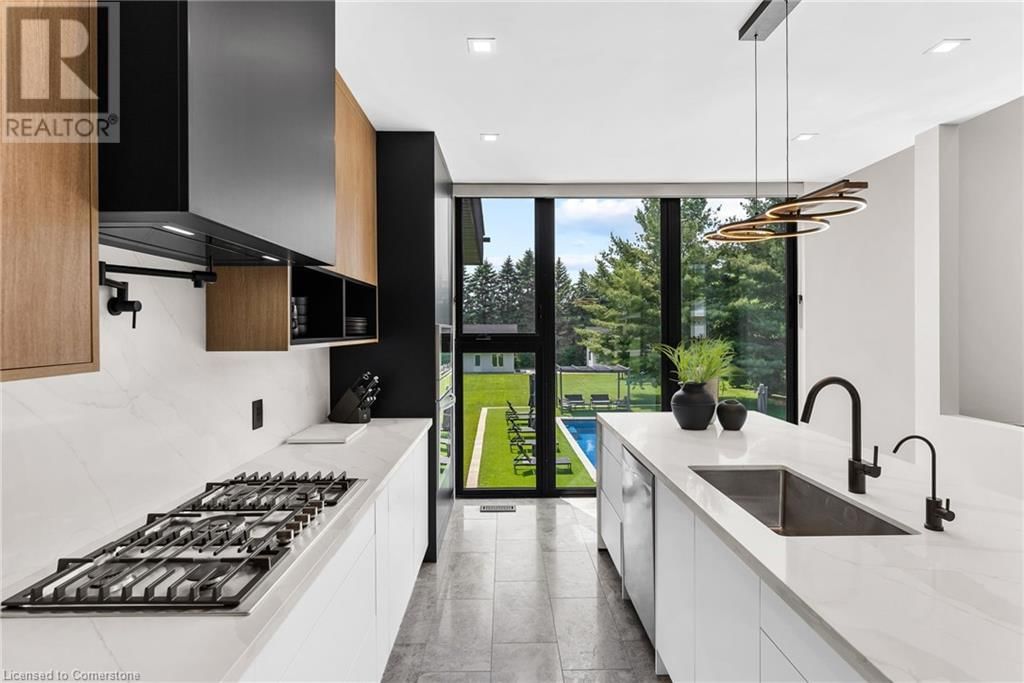 1448 MANNHEIM ROAD Image 12