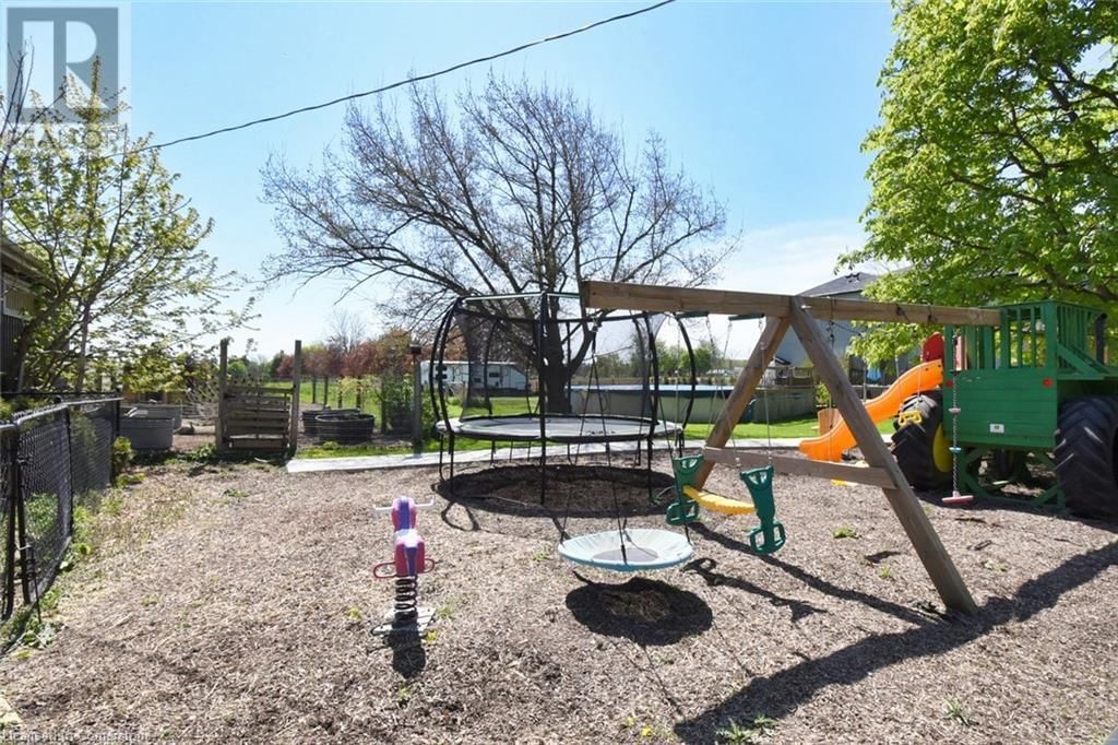 6360 AIRPORT ROAD EAST Image 36