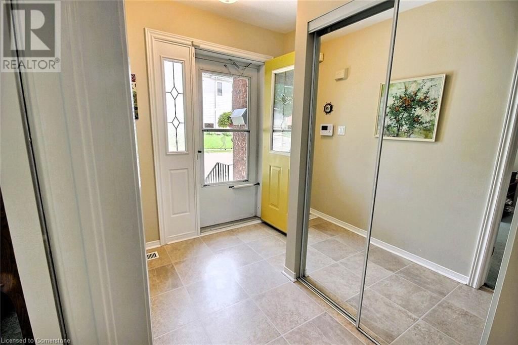 246 DOLPH STREET SOUTH Image 15