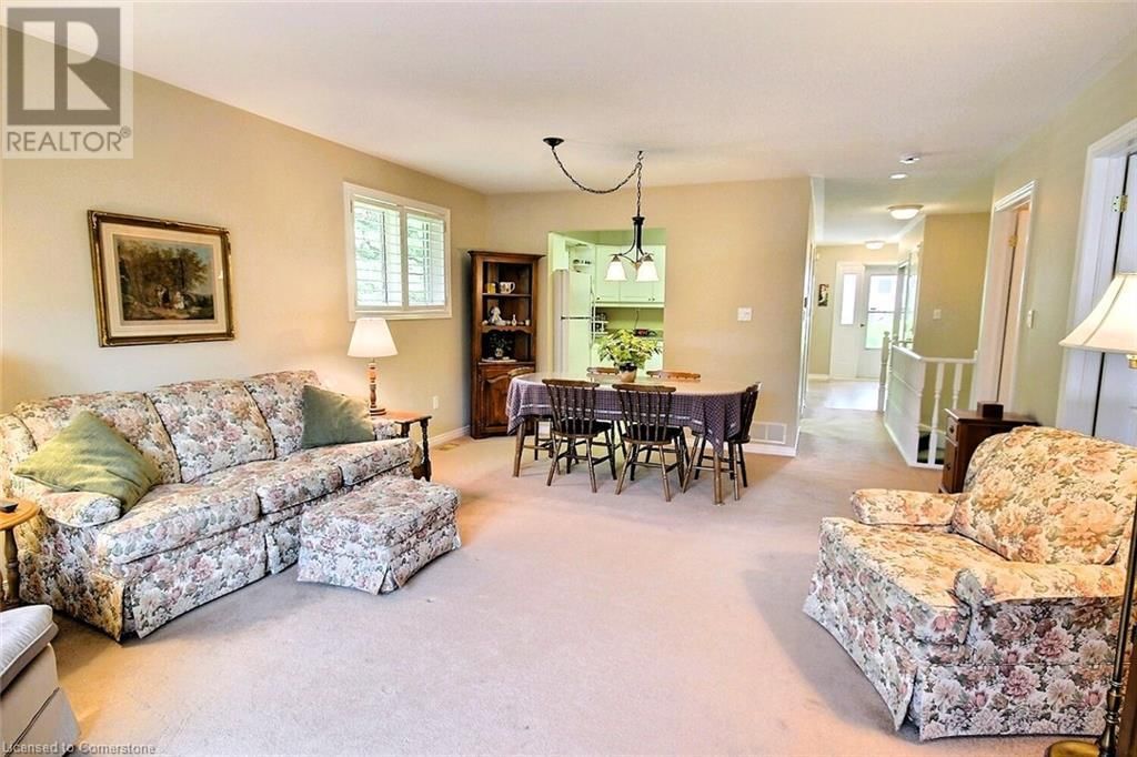 246 DOLPH STREET SOUTH Image 6