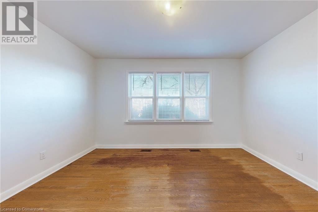 1337 REBECCA STREET Image 7