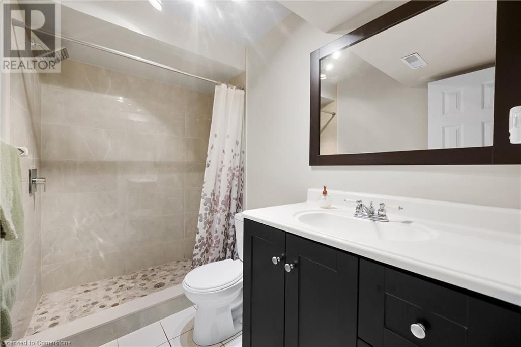 1182 UPPER WENTWORTH STREET Image 17