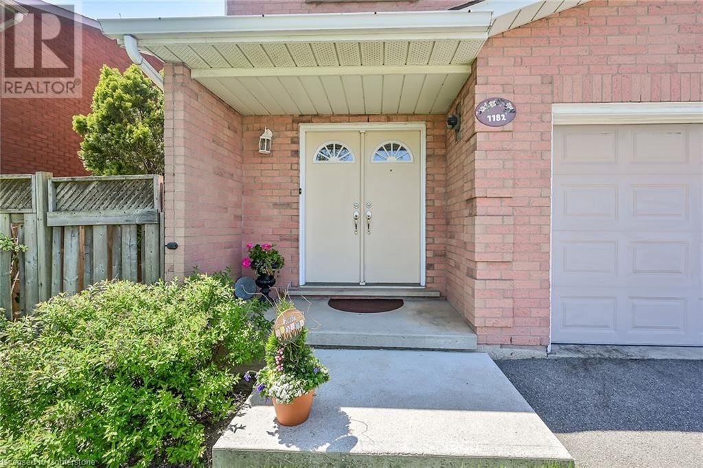 1182 UPPER WENTWORTH STREET Image 5