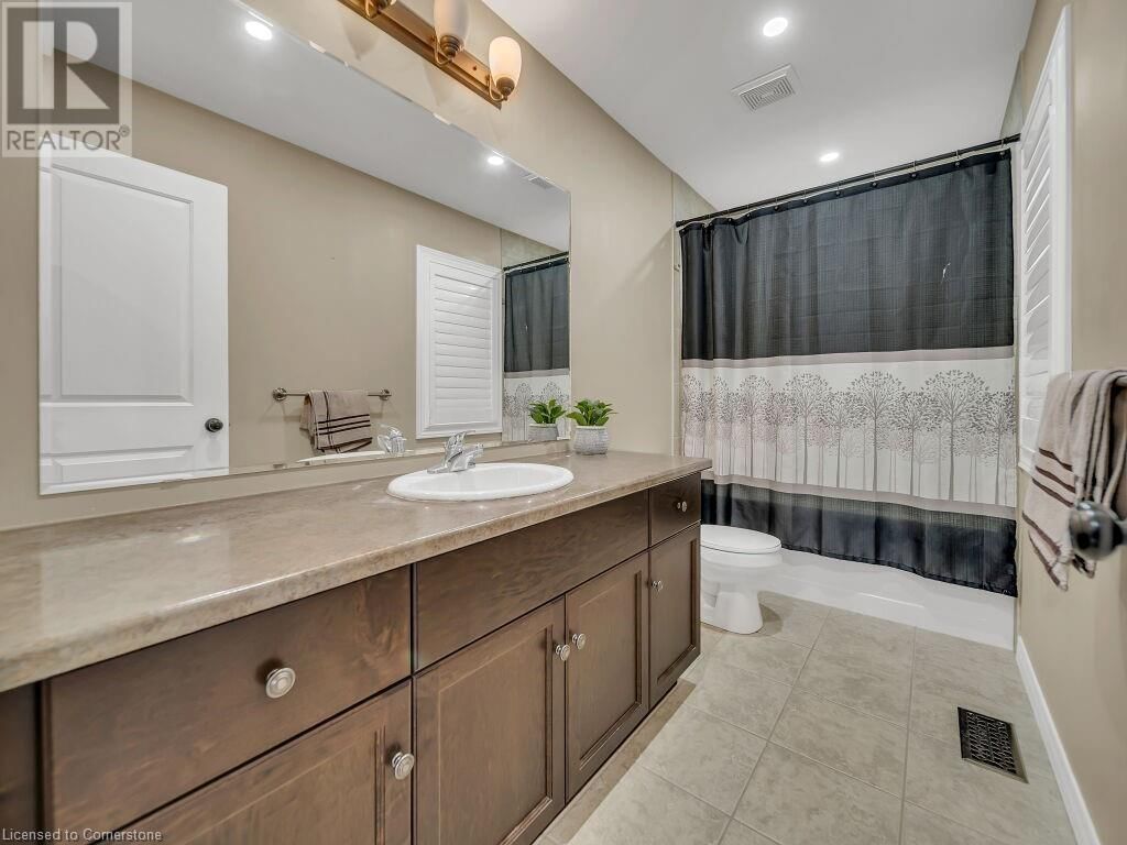 264 EVENS POND CRESCENT Image 38