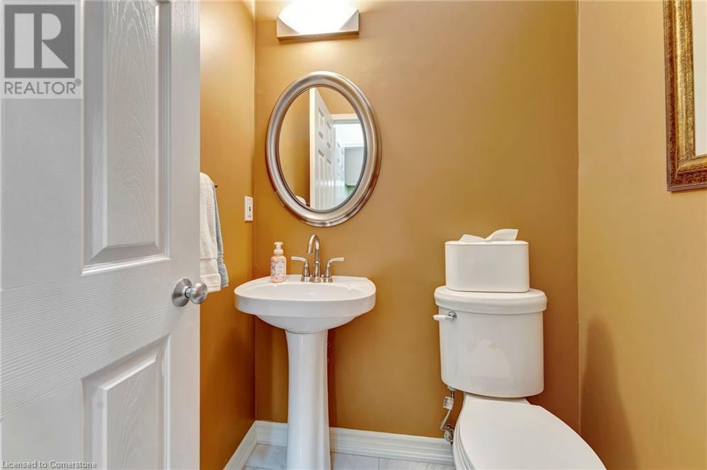 104 GEORGIAN DRIVE Image 18
