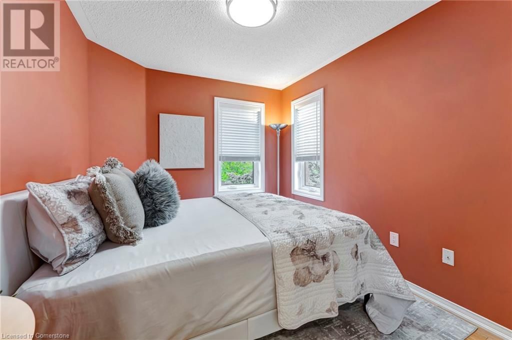 104 GEORGIAN DRIVE Image 23