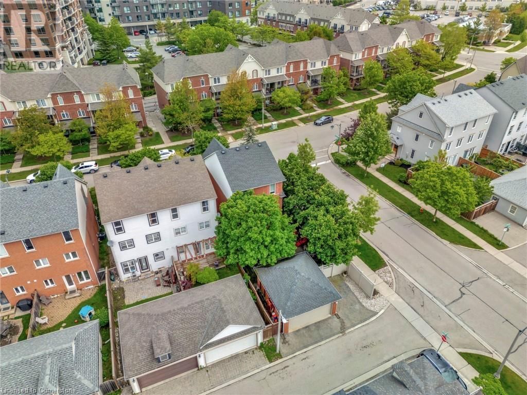 104 GEORGIAN DRIVE Image 39