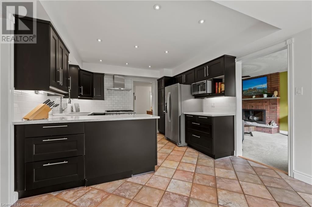 79 HANDORF DRIVE Image 13
