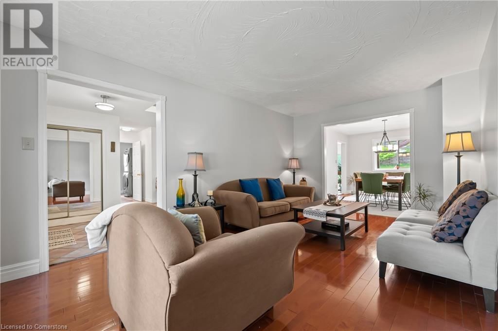 79 HANDORF DRIVE Image 17