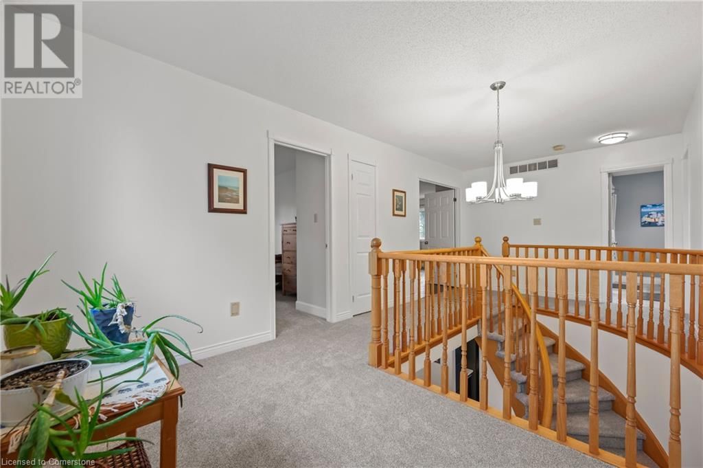 79 HANDORF DRIVE Image 23