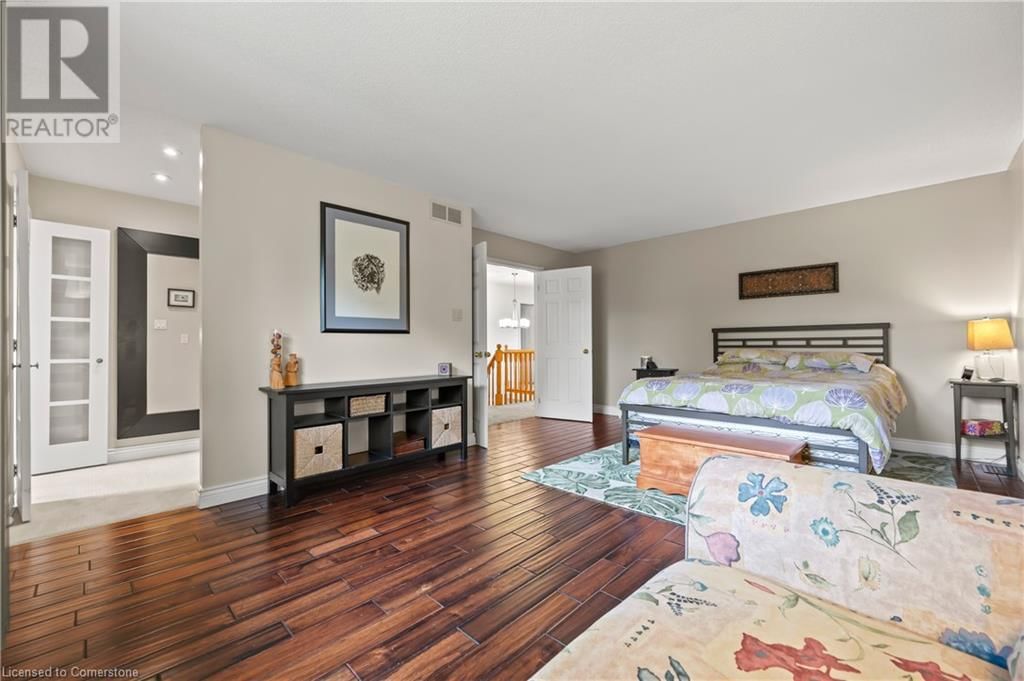 79 HANDORF DRIVE Image 24
