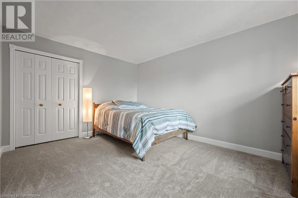 79 HANDORF DRIVE Image 32