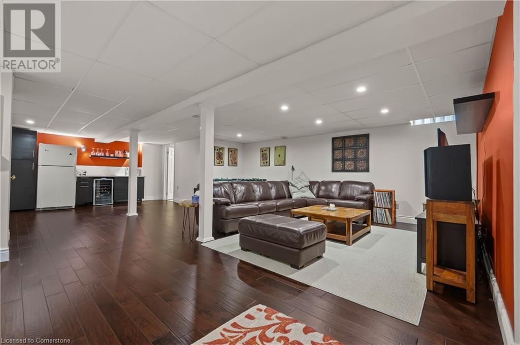 79 HANDORF DRIVE Image 35