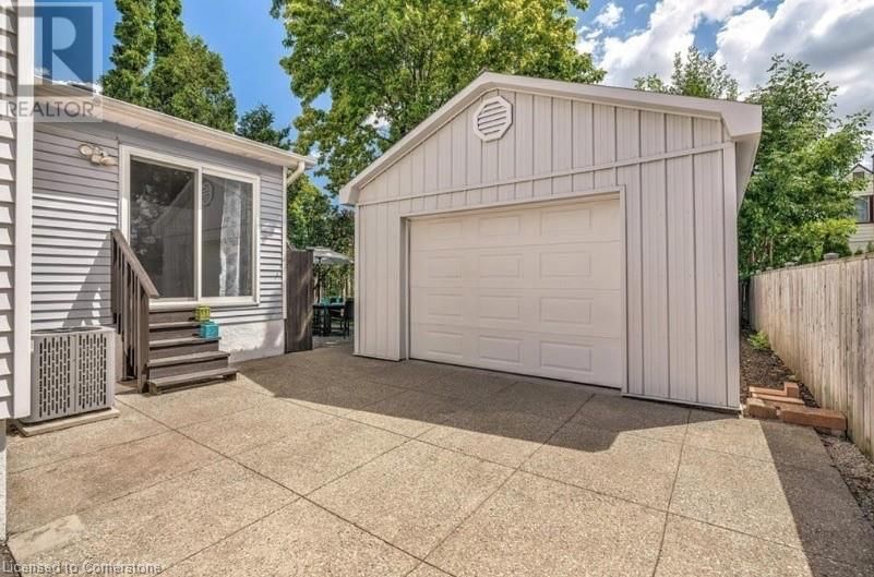 Upper - 191 EAST 43RD STREET Image 15