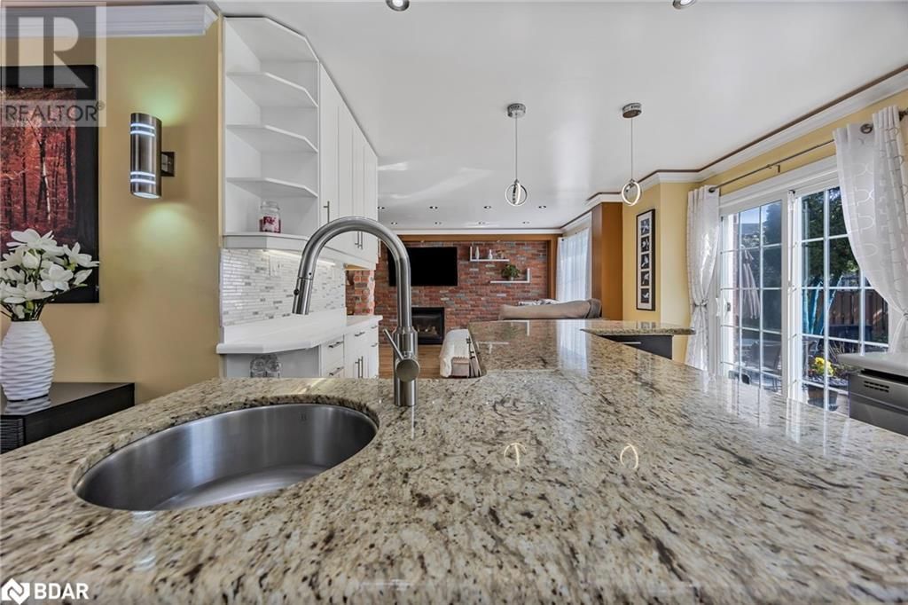 15 BLACK WILLOW DRIVE Image 14