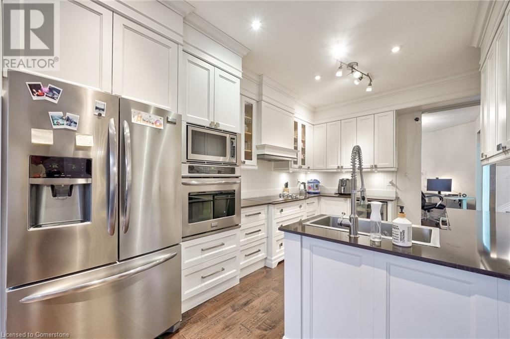 2018 DEER PARK ROAD Image 23