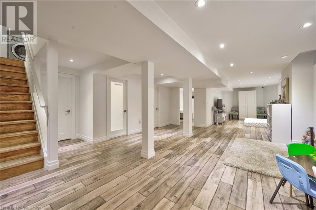 2018 DEER PARK ROAD Image 44
