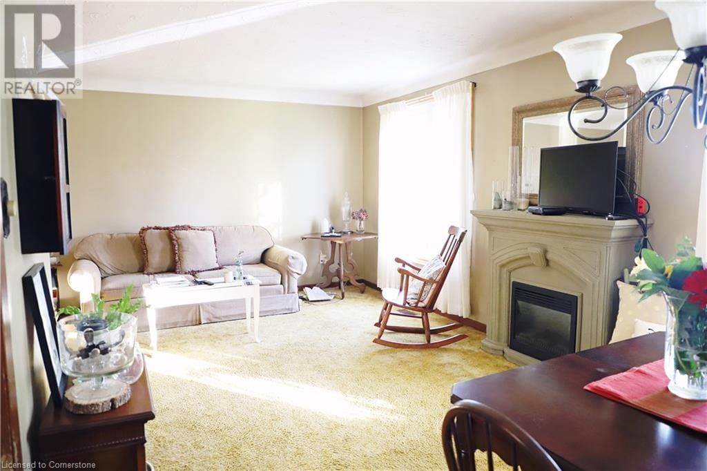 35 MCDONAGH CRESCENT Image 10