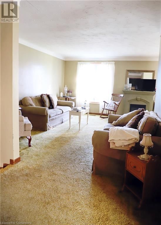 35 MCDONAGH CRESCENT Image 7