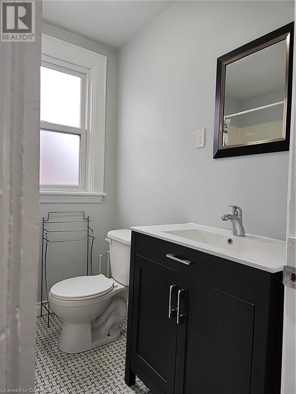 3 - 79 GRANT AVENUE Image 11