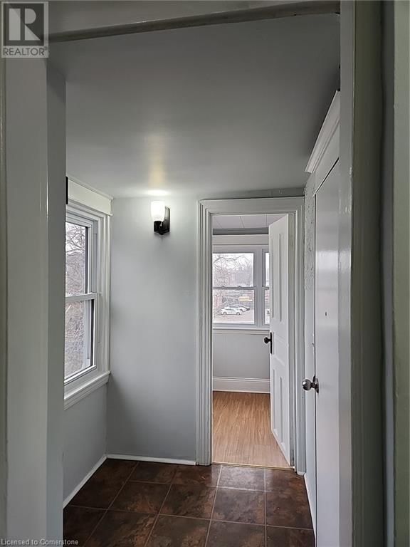 3 - 79 GRANT AVENUE Image 15