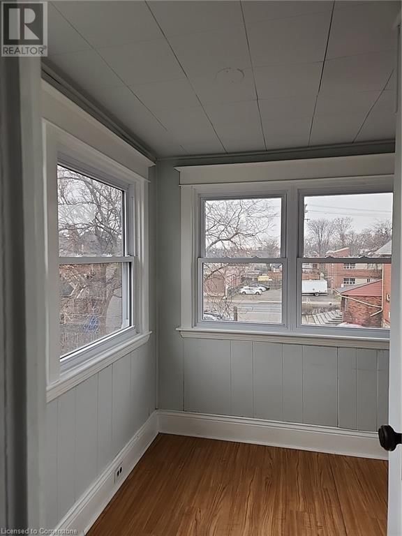 3 - 79 GRANT AVENUE Image 18