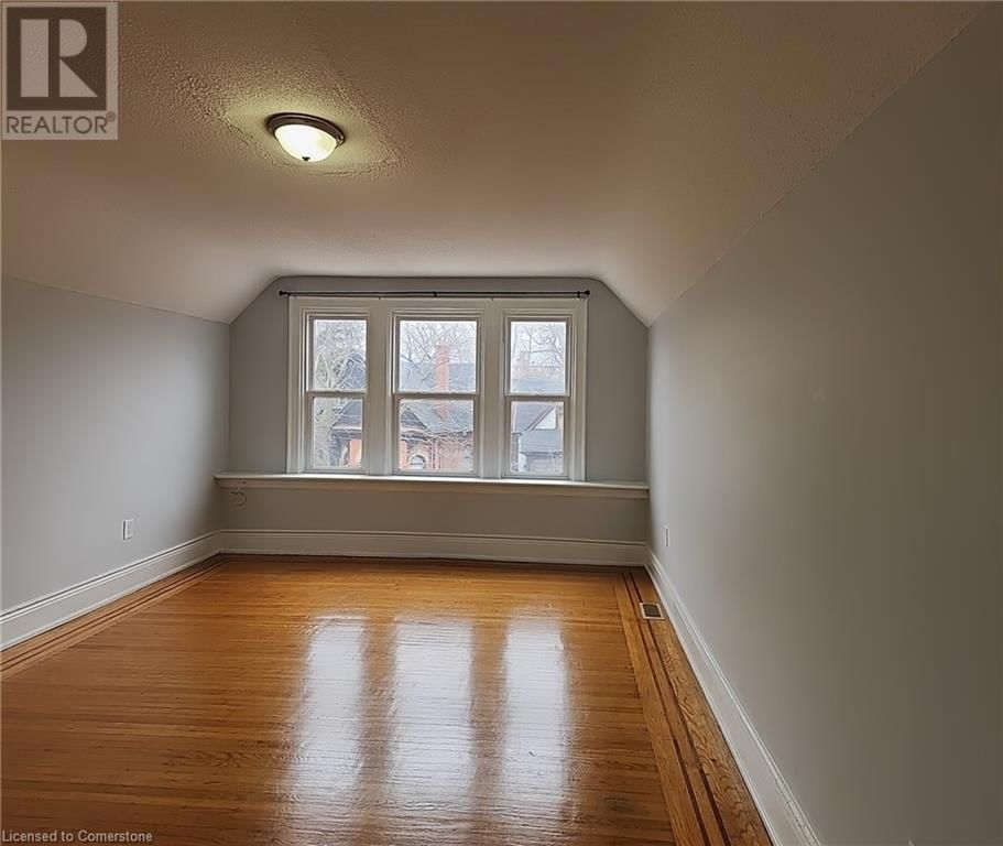 3 - 79 GRANT AVENUE Image 5