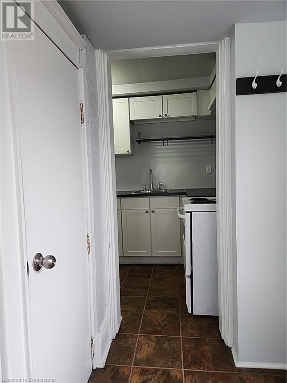 3 - 79 GRANT AVENUE Image 7