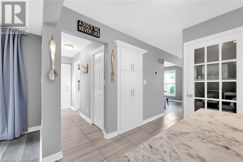 7663 RONNIE CRESCENT Image 18