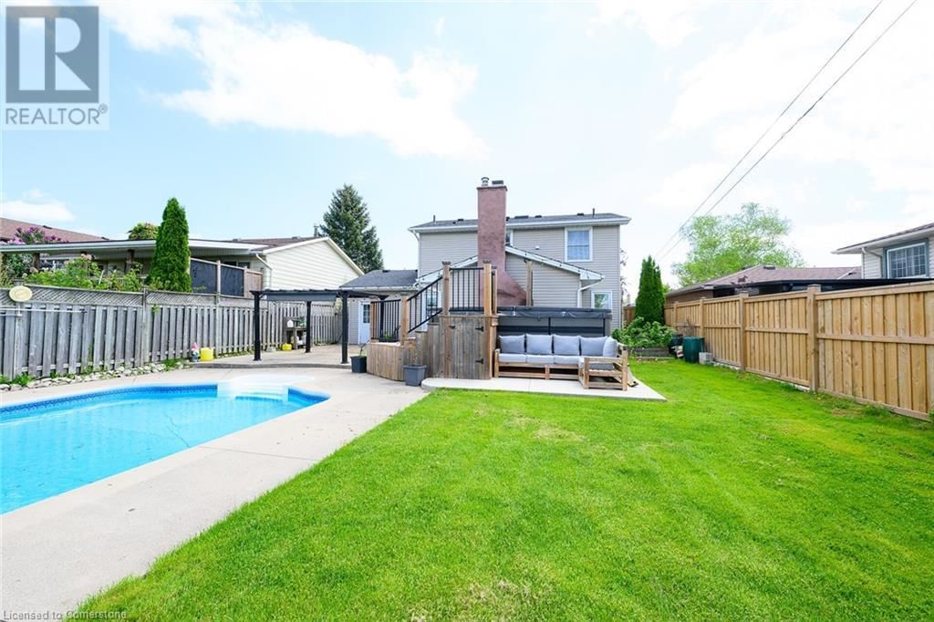 7663 RONNIE CRESCENT Image 43