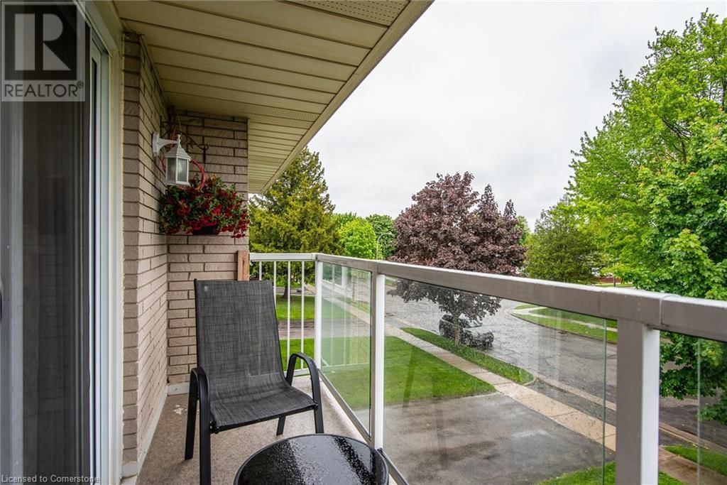 82 CARNABY CRESCENT Image 22