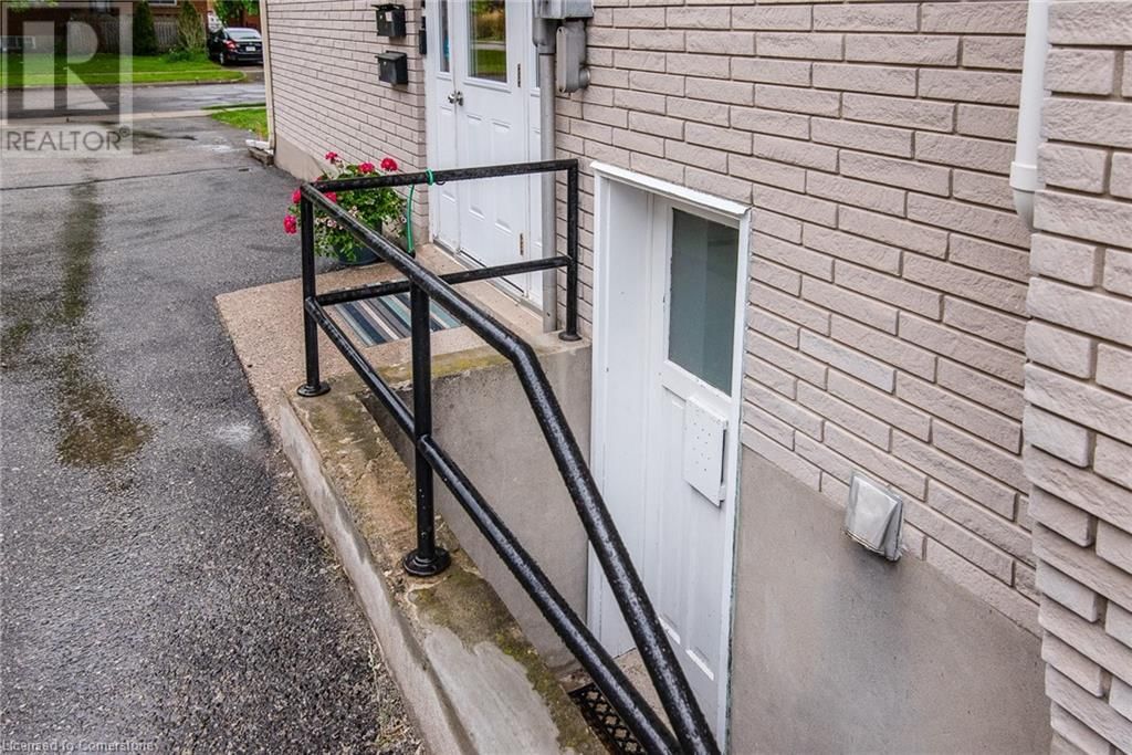 82 CARNABY CRESCENT Image 6