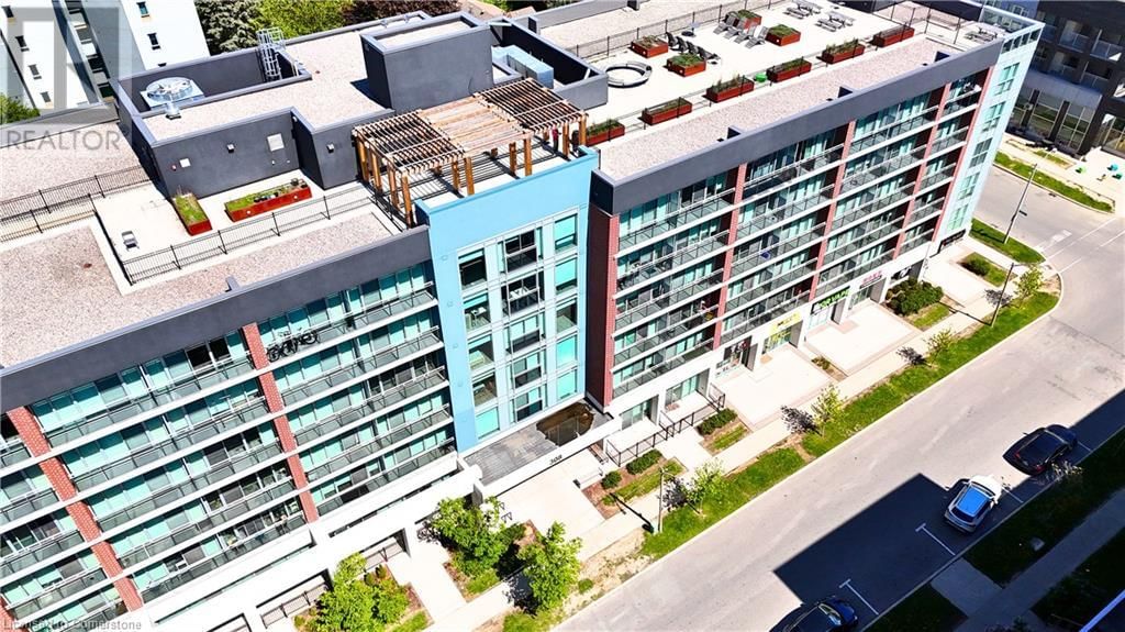 214 - 308 LESTER STREET Image 2