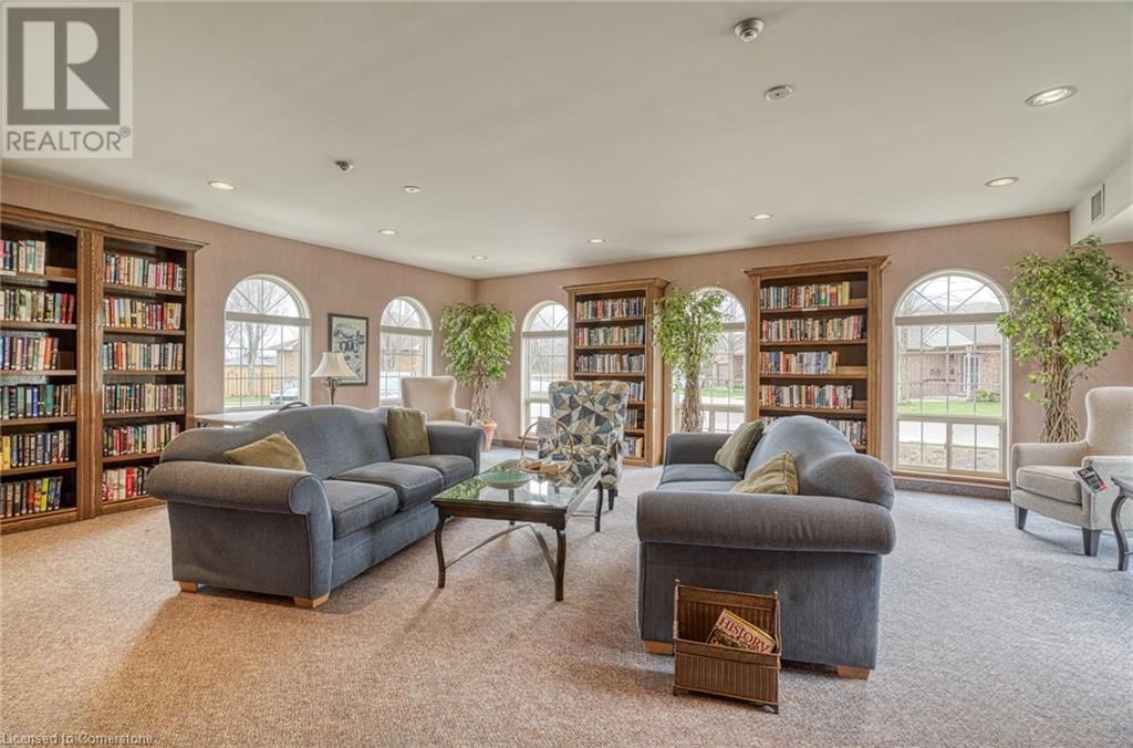 68 NORTHERNBREEZE STREET Image 27