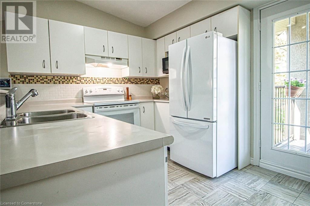 415 - 1451 WALKER'S LINE Image 8