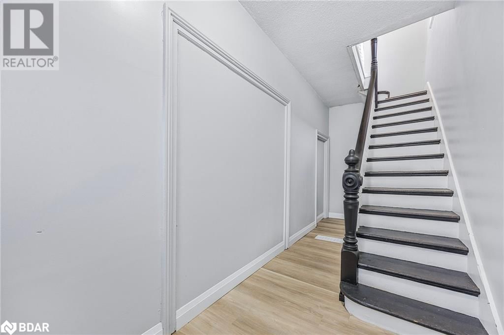 66 MATCHEDASH STREET SOUTH Image 3