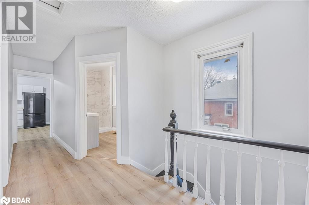 66 MATCHEDASH STREET SOUTH Image 4