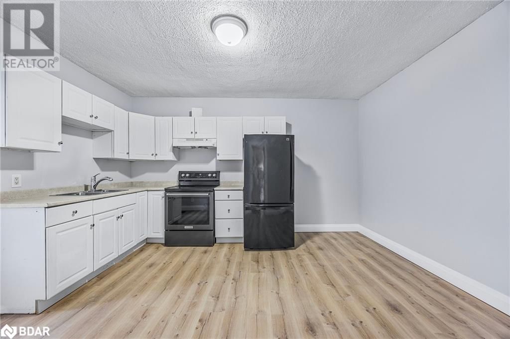 66 MATCHEDASH STREET SOUTH Image 6