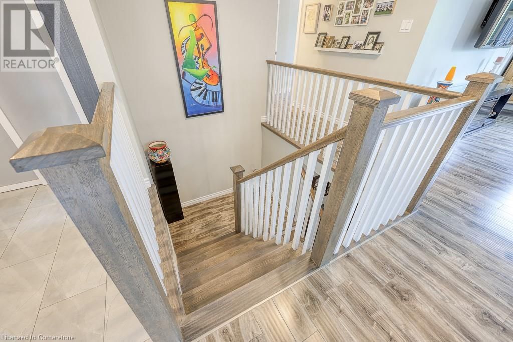 18 CHARNWOOD COURT Image 21