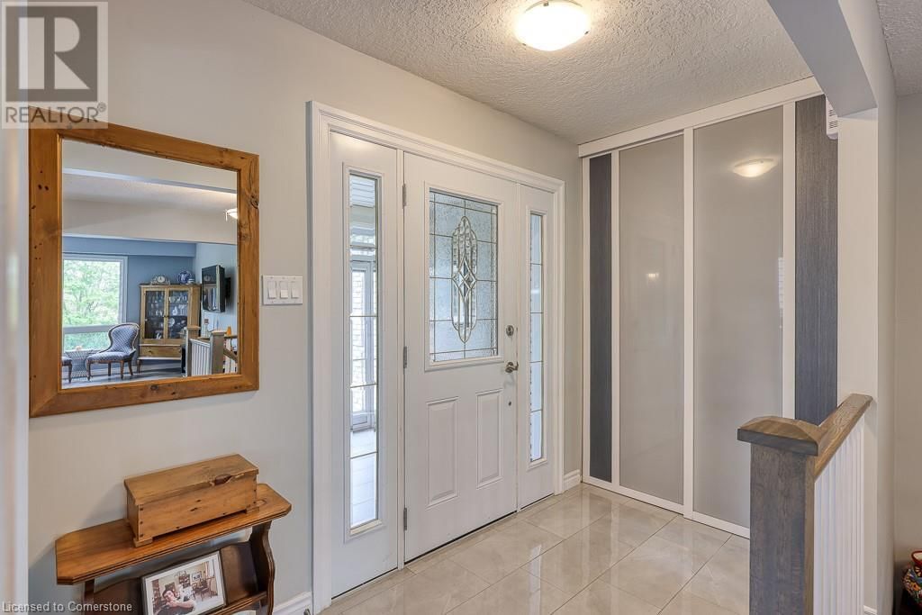 18 CHARNWOOD COURT Image 5