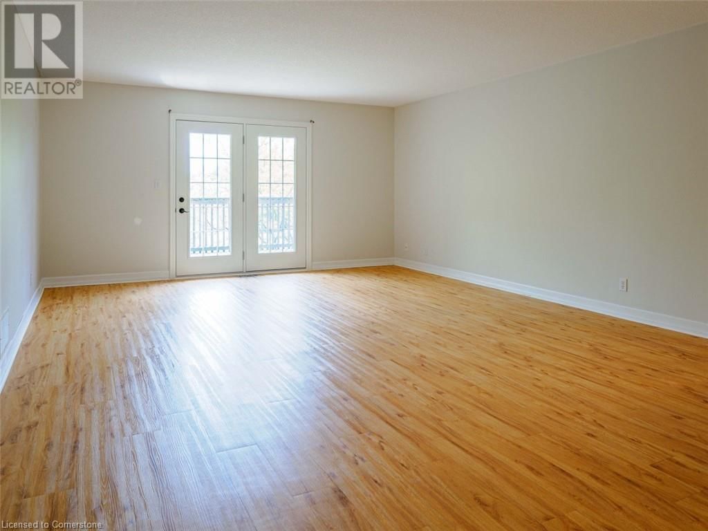8 - 409 QUEEN STREET SOUTH Image 11