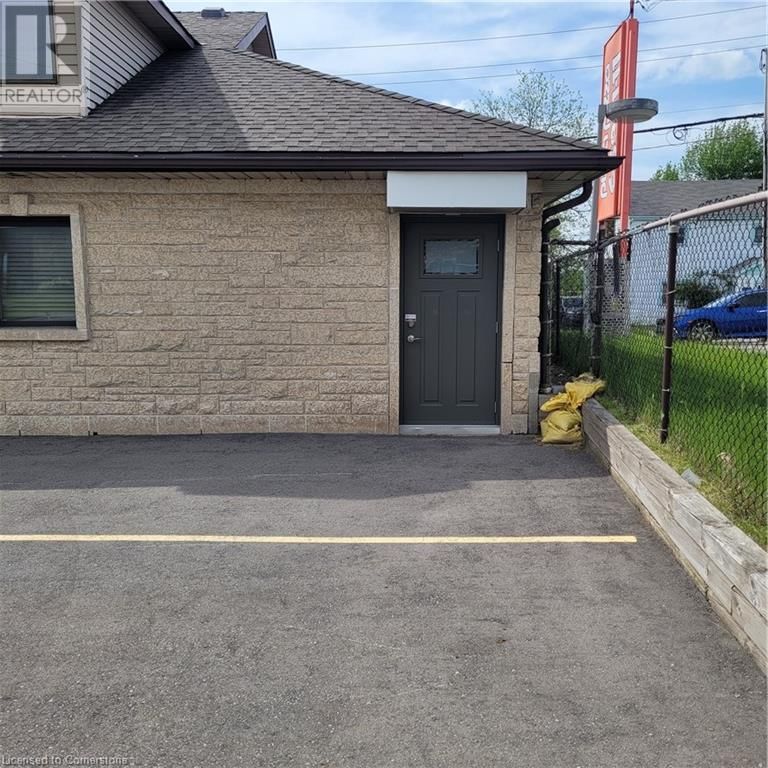 Lower 1 - 382 QUEEN STREET WEST Image 2